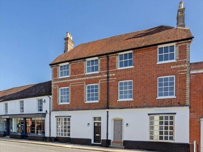 4 Bedroom Town House For Sale In Hook, Hampshire