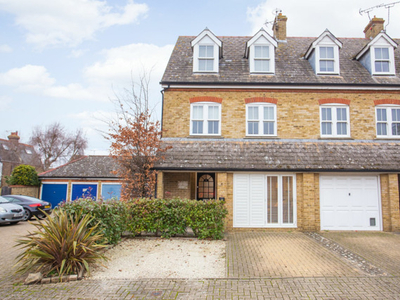 5 Bedroom End Of Terrace House For Sale In Canterbury