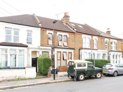 5 Bedroom House For Sale In Finsbury Park, London
