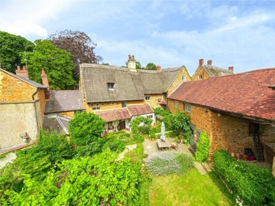 8 Bedroom House For Sale In Brixworth, Northamptonshire