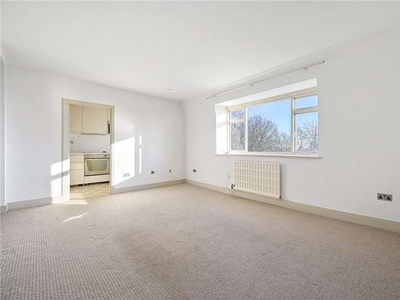 Property for Sale in Flat G, Sheffield Terrace, Kensington, London, W8