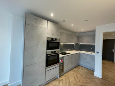 1 bedroom flat for rent in Elizabeth Tower, Chester Road, Manchester, Greater Manchester, M15