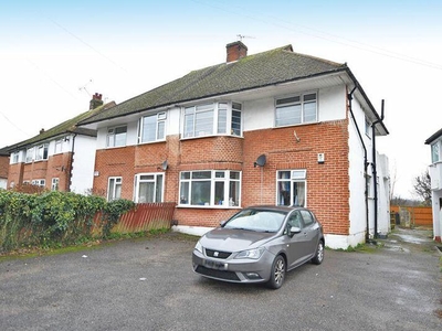 2 bedroom maisonette for rent in Boxley Road, Maidstone £1050pcm , ME14
