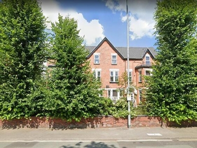 3 Bedroom Apartment For Rent In Manchester