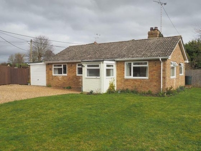 3 bedroom detached bungalow for sale Salisbury, SP3 4SB