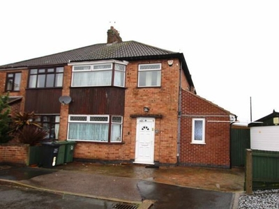 3 bedroom semi-detached house for sale Leicester, LE4 4FX