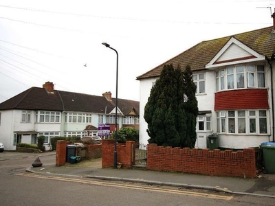 5 bedroom end of terrace house for sale Wembley, HA0 1UY