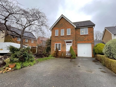 Detached house to rent in Sycamore Lane, Godinton Park TN23