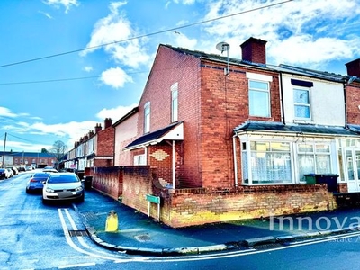 End terrace house to rent in Shirley Road, Oldbury B68