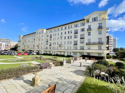 Flat for sale in Bath Road, Bournemouth BH1