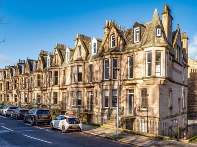 Flat for sale in Learmonth Gardens, Comely Bank, Edinburgh EH4