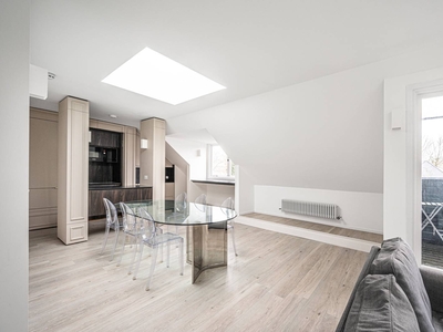 Flat in South Hampstead, South Hampstead, NW6