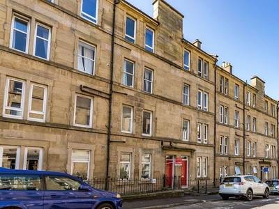 Flat to rent in Tay Street, Polwarth, Edinburgh EH11