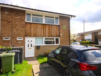 Property to rent in Grange Road, Guildford GU2