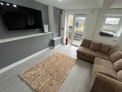 Shared accommodation to rent in Hanover Street, Swansea SA1