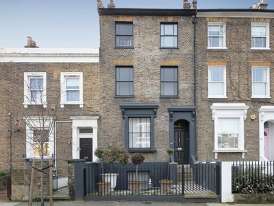 Terraced house for sale in Denman Road, Peckham SE15