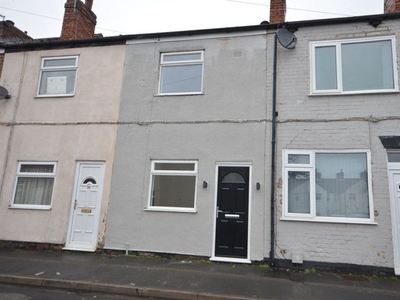 Terraced house to rent in Crossley Street, Featherstone WF7