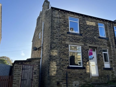 Terraced house to rent in Pink Street, Haworth, Keighley BD22