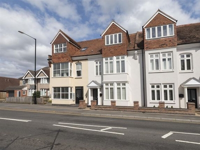 Town house for sale in Warwick Road, Kenilworth CV8