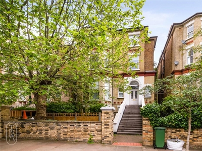 1 bedroom apartment for rent in Fellows Road, London, NW3
