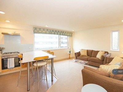 1 bedroom flat for rent in Cumberland Court, London, SW1V
