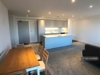 1 bedroom flat for rent in Local Crescent, Manchester, M5
