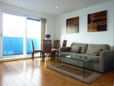 1 bedroom flat for rent in Western Gateway, London, Greater London. E16