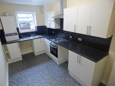 1 bedroom ground floor flat for rent in Holly Court, Stockport, SK4