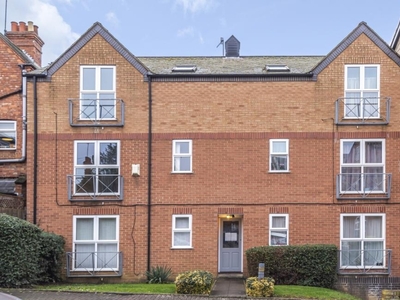 2 Bed Flat/Apartment For Sale in Banbury, Oxfordshire, OX16 - 4978459