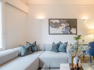 2 bedroom apartment for rent in Park Road, London, NW8