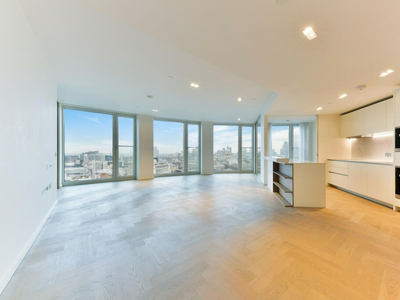 2 bedroom apartment for rent in Southbank Tower, London, SE1