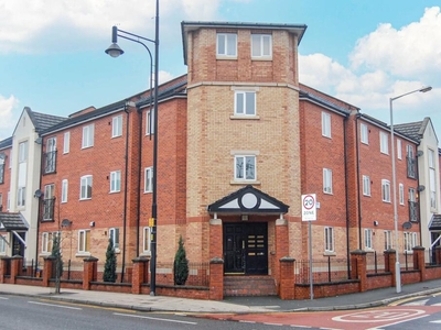 2 bedroom apartment for rent in Upper Moss Lane, Hulme, Manchester, M15