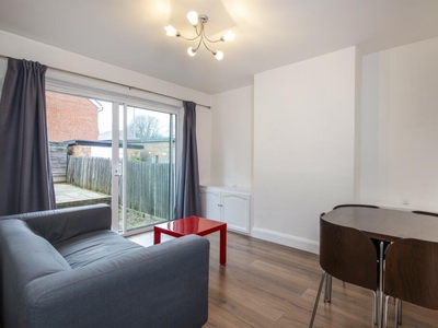 2 bedroom apartment for rent in Yarborough Road, Colliers Wood, SW19