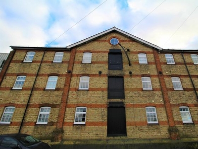 2 bedroom apartment to rent Witham, CM8 2GE