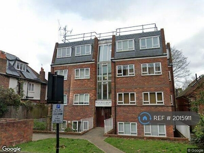 2 bedroom flat for rent in Bletchley House, London, SE3