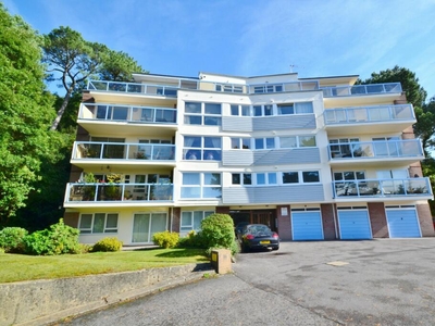 2 bedroom flat for rent in Bournemouth, BH2