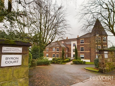 2 bedroom flat for rent in Byron Court, Woolton, Liverpool, L25