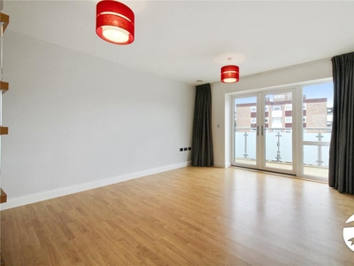 2 bedroom flat for rent in Cowdrey Mews, London, SE6