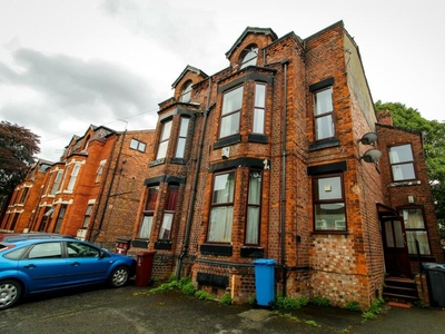 2 bedroom flat for rent in Flat Northen Grove, West Didsbury, M20