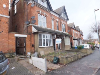 2 bedroom flat to rent Birmingham, B27 6DS