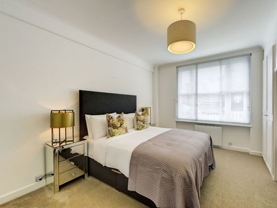 2 bedroom flat to rent London, W1J 5LZ
