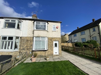 2 bedroom semi-detached house for rent in Glenfield, Shipley, BD18