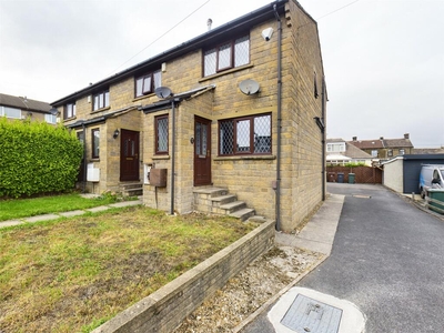 2 bedroom semi-detached house for rent in North View, Allerton, Bradford, West Yorkshire, BD15