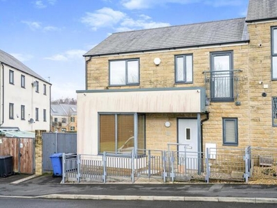 2 Bedroom Semi-detached House For Sale In Burnley, Lancashire