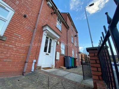 2 bedroom terraced house for rent in St Marys Street, Hulme, Manchester, M15 5WB, M15