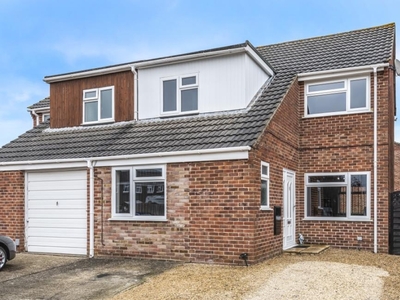 3 Bed House For Sale in Thatcham, Berkshire, RG18 - 4926308