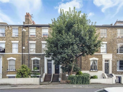 3 bedroom apartment for rent in 68 Graham Road, Hackney, London, E8