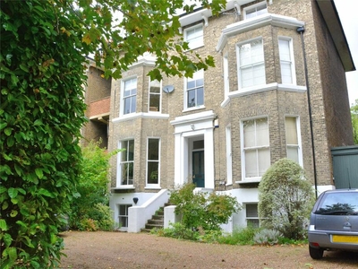 3 bedroom apartment for rent in St Johns Park, Blackheath, London, SE3
