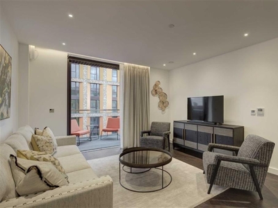 3 bedroom apartment for rent in Thornes House, London, SW11