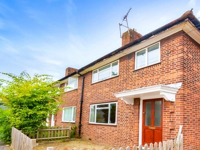 3 bedroom end of terrace house for rent in Fire Brigade Cottages, Pinner Road, Pinner, HA5